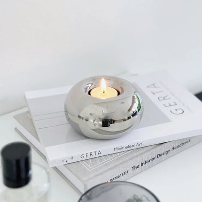 Silver ceramic tealight holder in S and L sizes
